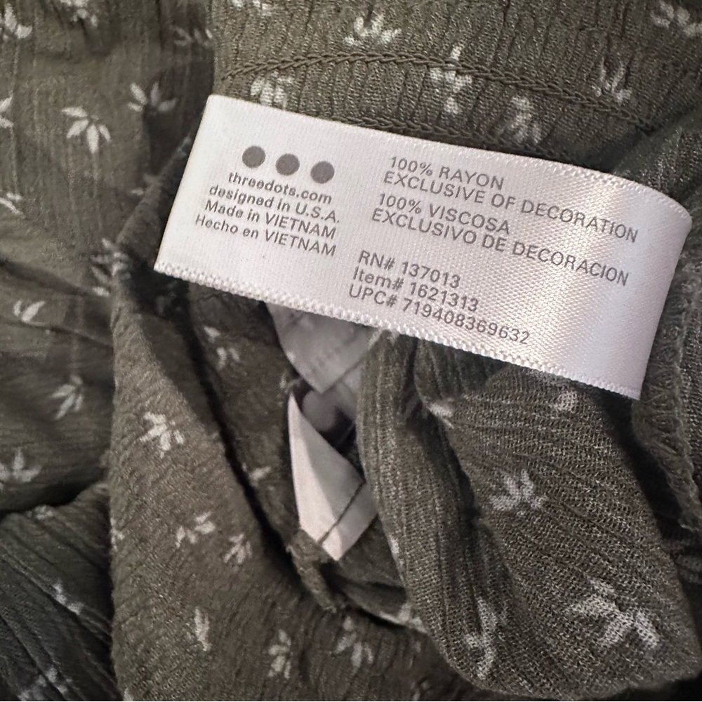 Three Dots Olive Green Patterned Pants - image 3